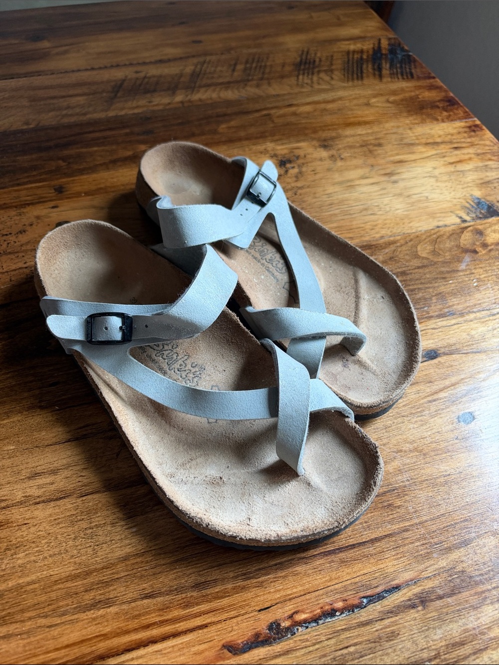 Birki’s Mayari Women's Light Gray Strappy Footbed Sandals Sz 8 Birko-Flor Leathe